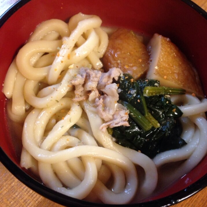 ほうれん草入り肉うどん